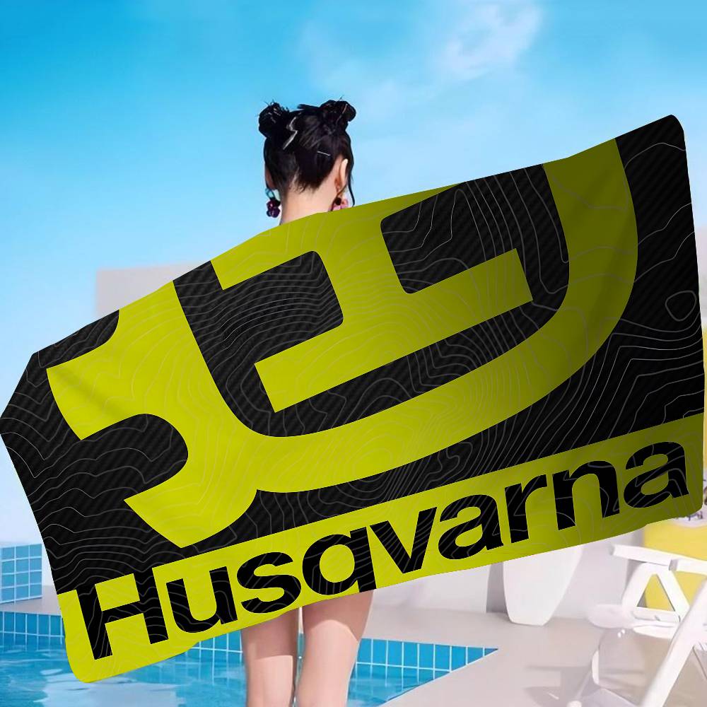 Handuk Pantai Berlogo H-Husqva - Pilates Yoga Towel ulasan dan harga
